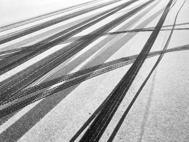 Tyre tracks